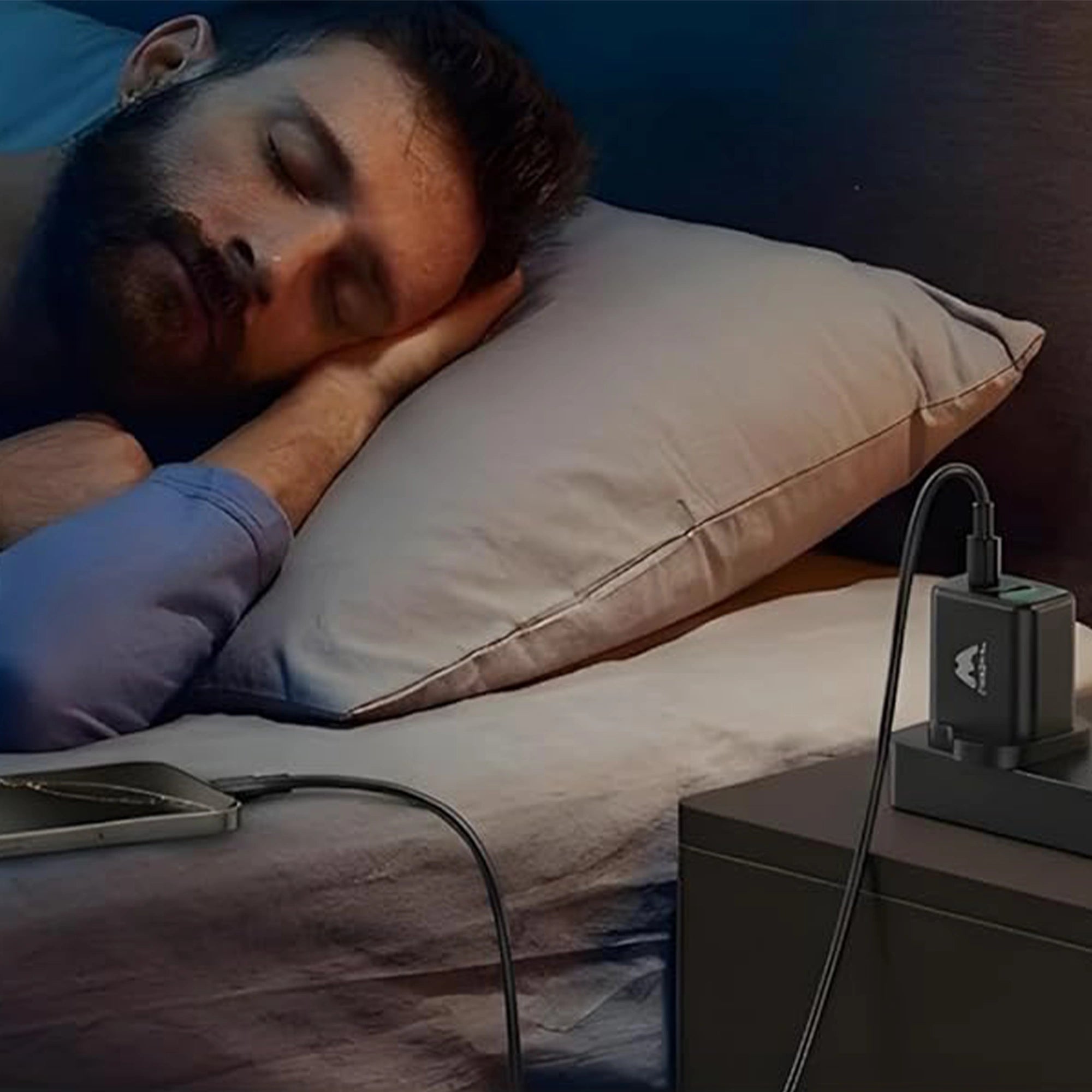 Mobitel 33W GaN Fast Wall Charger Black/White